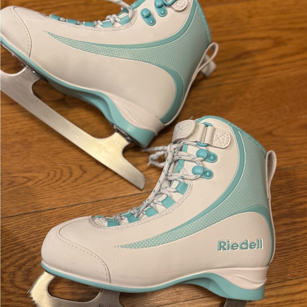 Riedel Kids Skates - White and Light Blue